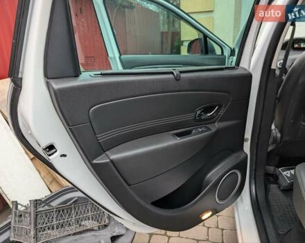 Білий Рено Гранд Сценік, об'ємом двигуна 1.5 л та пробігом 158 тис. км за 6999 $, фото 30 на Automoto.ua