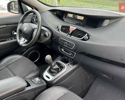 Белый Рено Гранд Сценик, объемом двигателя 1.6 л и пробегом 166 тыс. км за 8350 $, фото 3 на Automoto.ua