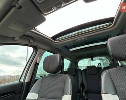 Белый Рено Гранд Сценик, объемом двигателя 1.6 л и пробегом 166 тыс. км за 8350 $, фото 20 на Automoto.ua