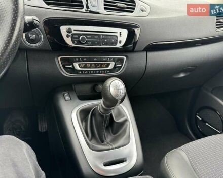 Белый Рено Гранд Сценик, объемом двигателя 1.5 л и пробегом 205 тыс. км за 10950 $, фото 36 на Automoto.ua