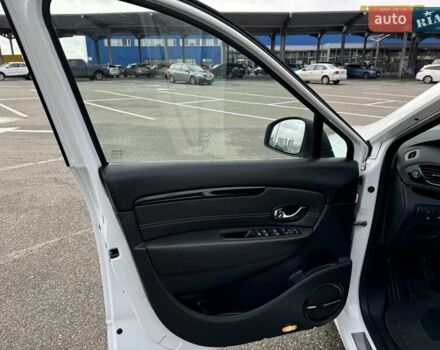 Белый Рено Гранд Сценик, объемом двигателя 1.5 л и пробегом 205 тыс. км за 10950 $, фото 14 на Automoto.ua