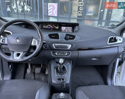 Белый Рено Гранд Сценик, объемом двигателя 1.5 л и пробегом 201 тыс. км за 8499 $, фото 15 на Automoto.ua