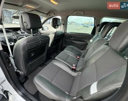 Белый Рено Гранд Сценик, объемом двигателя 1.5 л и пробегом 205 тыс. км за 10950 $, фото 19 на Automoto.ua