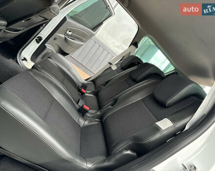 Белый Рено Гранд Сценик, объемом двигателя 1.6 л и пробегом 207 тыс. км за 9450 $, фото 83 на Automoto.ua