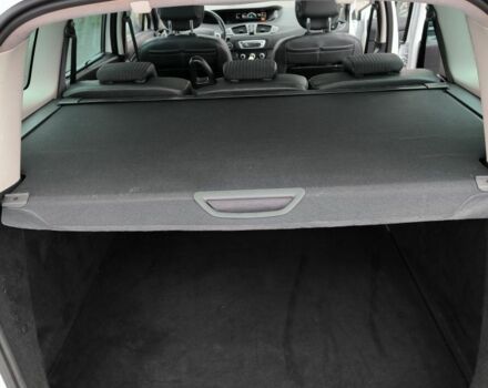 Білий Рено Гранд Сценік, об'ємом двигуна 1.5 л та пробігом 212 тис. км за 9500 $, фото 7 на Automoto.ua