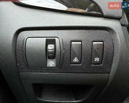 Белый Рено Гранд Сценик, объемом двигателя 1.5 л и пробегом 205 тыс. км за 10950 $, фото 32 на Automoto.ua