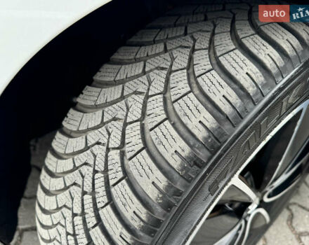 Белый Рено Гранд Сценик, объемом двигателя 1.6 л и пробегом 207 тыс. км за 9450 $, фото 11 на Automoto.ua