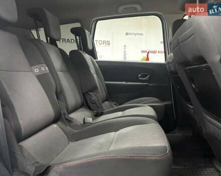 Білий Рено Гранд Сценік, об'ємом двигуна 1.46 л та пробігом 291 тис. км за 7790 $, фото 34 на Automoto.ua