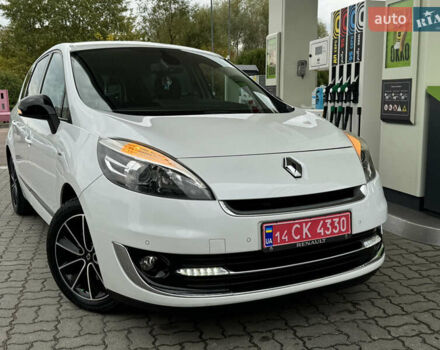 Белый Рено Гранд Сценик, объемом двигателя 1.6 л и пробегом 207 тыс. км за 9450 $, фото 3 на Automoto.ua