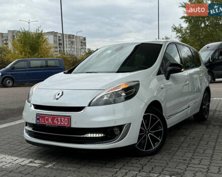 Белый Рено Гранд Сценик, объемом двигателя 1.6 л и пробегом 207 тыс. км за 9450 $, фото 22 на Automoto.ua
