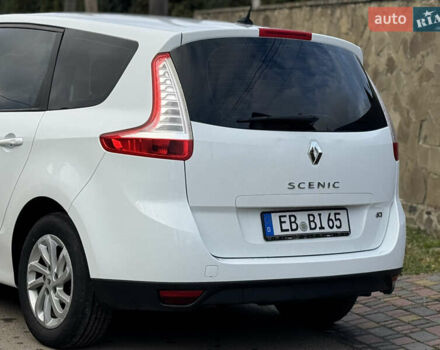 Білий Рено Гранд Сценік, об'ємом двигуна 1.5 л та пробігом 236 тис. км за 7800 $, фото 18 на Automoto.ua
