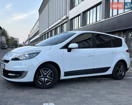 Белый Рено Гранд Сценик, объемом двигателя 1.5 л и пробегом 201 тыс. км за 8499 $, фото 5 на Automoto.ua