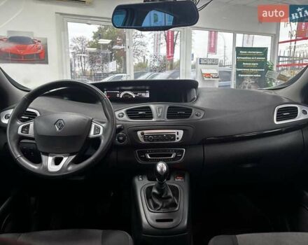 Білий Рено Гранд Сценік, об'ємом двигуна 1.46 л та пробігом 291 тис. км за 7790 $, фото 24 на Automoto.ua