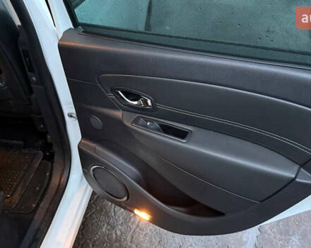 Белый Рено Гранд Сценик, объемом двигателя 1.6 л и пробегом 182 тыс. км за 9000 $, фото 23 на Automoto.ua