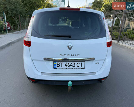Белый Рено Гранд Сценик, объемом двигателя 1.5 л и пробегом 230 тыс. км за 7800 $, фото 5 на Automoto.ua