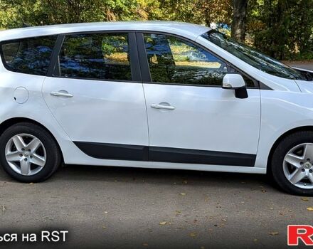 Белый Рено Гранд Сценик, объемом двигателя 1.5 л и пробегом 0 тыс. км за 7700 $, фото 9 на Automoto.ua