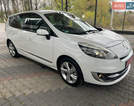 Білий Рено Гранд Сценік, об'ємом двигуна 1.5 л та пробігом 206 тис. км за 9700 $, фото 6 на Automoto.ua