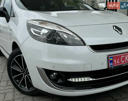 Белый Рено Гранд Сценик, объемом двигателя 1.6 л и пробегом 207 тыс. км за 9450 $, фото 5 на Automoto.ua