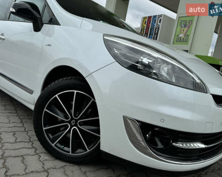 Белый Рено Гранд Сценик, объемом двигателя 1.6 л и пробегом 207 тыс. км за 9450 $, фото 7 на Automoto.ua