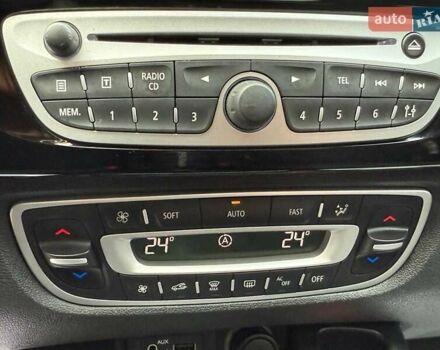 Белый Рено Гранд Сценик, объемом двигателя 1.6 л и пробегом 250 тыс. км за 8600 $, фото 27 на Automoto.ua