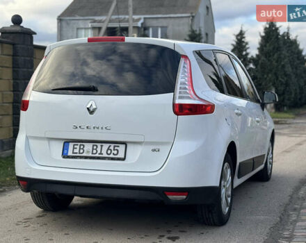 Білий Рено Гранд Сценік, об'ємом двигуна 1.5 л та пробігом 236 тис. км за 7800 $, фото 23 на Automoto.ua