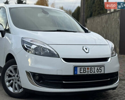 Білий Рено Гранд Сценік, об'ємом двигуна 1.5 л та пробігом 236 тис. км за 7800 $, фото 7 на Automoto.ua
