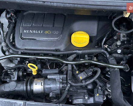 Белый Рено Гранд Сценик, объемом двигателя 1.6 л и пробегом 182 тыс. км за 9000 $, фото 8 на Automoto.ua