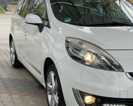 Білий Рено Гранд Сценік, об'ємом двигуна 1.5 л та пробігом 206 тис. км за 9700 $, фото 5 на Automoto.ua