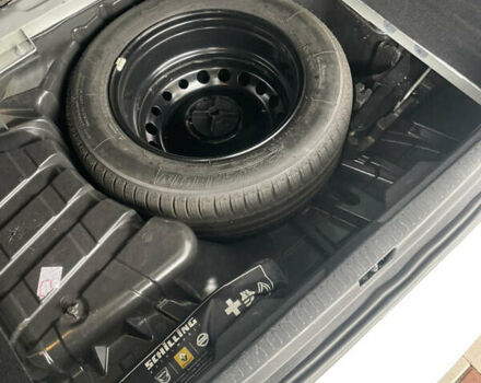 Білий Рено Гранд Сценік, об'ємом двигуна 1.5 л та пробігом 206 тис. км за 9700 $, фото 20 на Automoto.ua