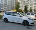 Білий Рено Гранд Сценік, об'ємом двигуна 1.5 л та пробігом 257 тис. км за 9000 $, фото 1 на Automoto.ua