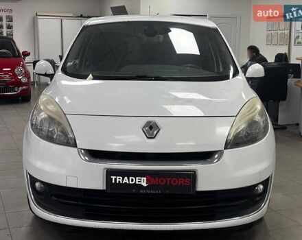 Білий Рено Гранд Сценік, об'ємом двигуна 1.46 л та пробігом 291 тис. км за 7790 $, фото 3 на Automoto.ua