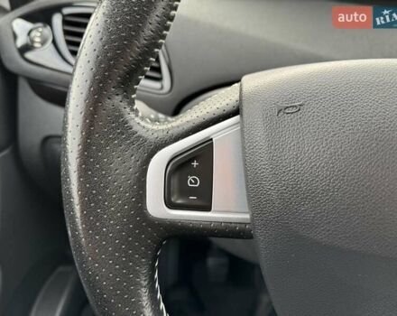 Белый Рено Гранд Сценик, объемом двигателя 1.5 л и пробегом 205 тыс. км за 10950 $, фото 34 на Automoto.ua