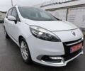 Білий Рено Гранд Сценік, об'ємом двигуна 1.5 л та пробігом 212 тис. км за 9500 $, фото 1 на Automoto.ua