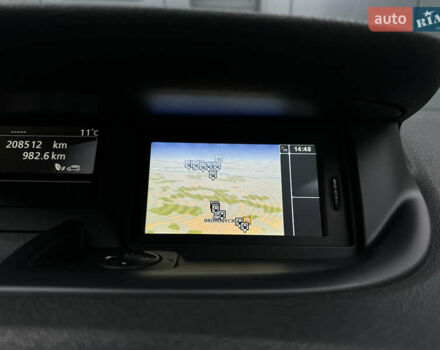 Белый Рено Гранд Сценик, объемом двигателя 1.6 л и пробегом 207 тыс. км за 9450 $, фото 101 на Automoto.ua