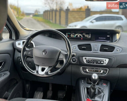 Білий Рено Гранд Сценік, об'ємом двигуна 1.5 л та пробігом 236 тис. км за 7800 $, фото 3 на Automoto.ua