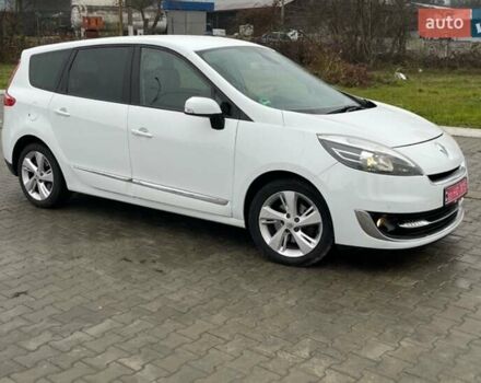 Белый Рено Гранд Сценик, объемом двигателя 1.6 л и пробегом 220 тыс. км за 9350 $, фото 7 на Automoto.ua