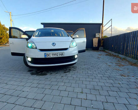 Белый Рено Гранд Сценик, объемом двигателя 1.5 л и пробегом 240 тыс. км за 8499 $, фото 11 на Automoto.ua