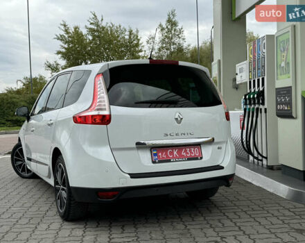 Белый Рено Гранд Сценик, объемом двигателя 1.6 л и пробегом 207 тыс. км за 9450 $, фото 43 на Automoto.ua