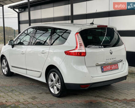 Білий Рено Гранд Сценік, об'ємом двигуна 1.5 л та пробігом 206 тис. км за 9700 $, фото 9 на Automoto.ua