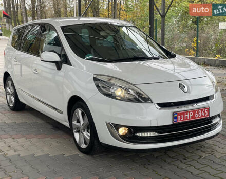Білий Рено Гранд Сценік, об'ємом двигуна 1.5 л та пробігом 206 тис. км за 9700 $, фото 4 на Automoto.ua