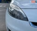 Білий Рено Гранд Сценік, об'ємом двигуна 1.6 л та пробігом 250 тис. км за 8800 $, фото 15 на Automoto.ua