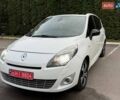 Белый Рено Гранд Сценик, объемом двигателя 1.6 л и пробегом 250 тыс. км за 8600 $, фото 1 на Automoto.ua