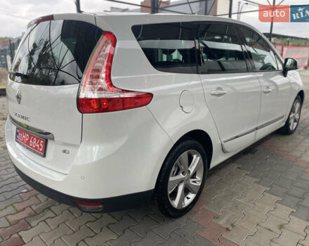 Білий Рено Гранд Сценік, об'ємом двигуна 1.5 л та пробігом 206 тис. км за 9700 $, фото 7 на Automoto.ua