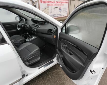 Білий Рено Гранд Сценік, об'ємом двигуна 1.5 л та пробігом 212 тис. км за 9500 $, фото 6 на Automoto.ua