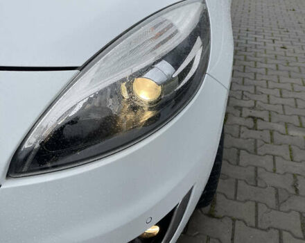 Белый Рено Гранд Сценик, объемом двигателя 1.6 л и пробегом 220 тыс. км за 9350 $, фото 9 на Automoto.ua