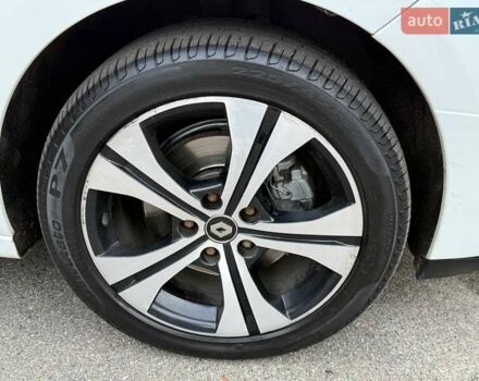 Белый Рено Гранд Сценик, объемом двигателя 1.6 л и пробегом 250 тыс. км за 8600 $, фото 8 на Automoto.ua