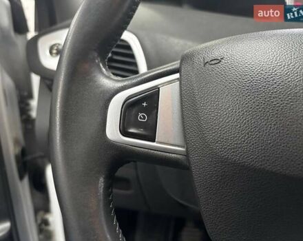 Білий Рено Гранд Сценік, об'ємом двигуна 1.46 л та пробігом 291 тис. км за 7790 $, фото 21 на Automoto.ua