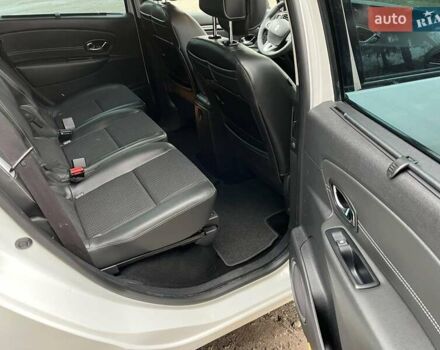 Белый Рено Гранд Сценик, объемом двигателя 1.5 л и пробегом 283 тыс. км за 8900 $, фото 12 на Automoto.ua