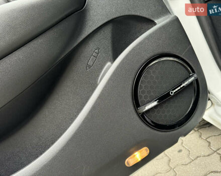 Белый Рено Гранд Сценик, объемом двигателя 1.6 л и пробегом 207 тыс. км за 9450 $, фото 57 на Automoto.ua