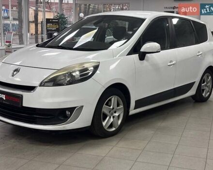 Білий Рено Гранд Сценік, об'ємом двигуна 1.46 л та пробігом 291 тис. км за 7790 $, фото 6 на Automoto.ua